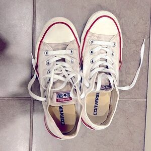 Classic Low Top Converse
